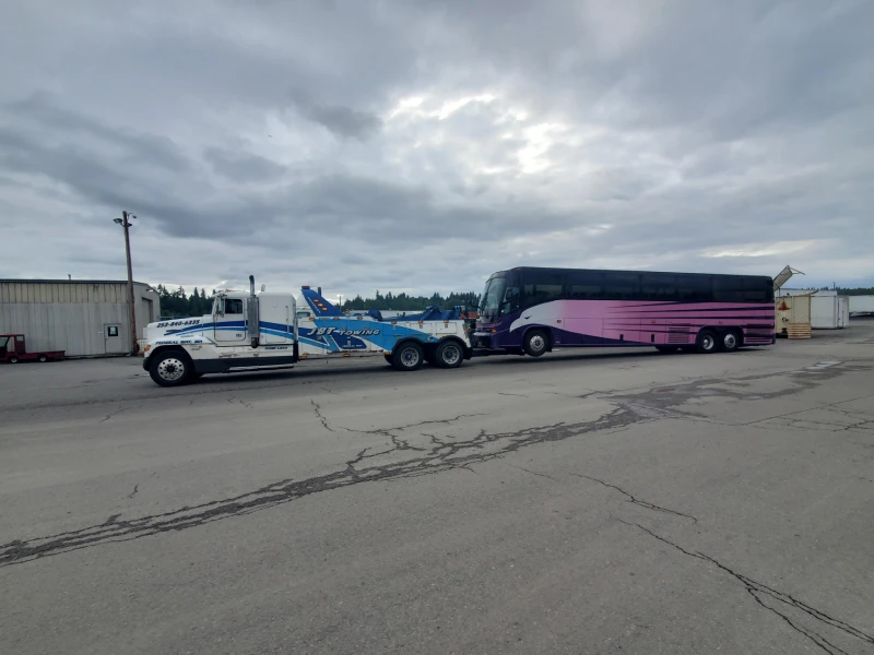 Heavy-Duty Bus Towing